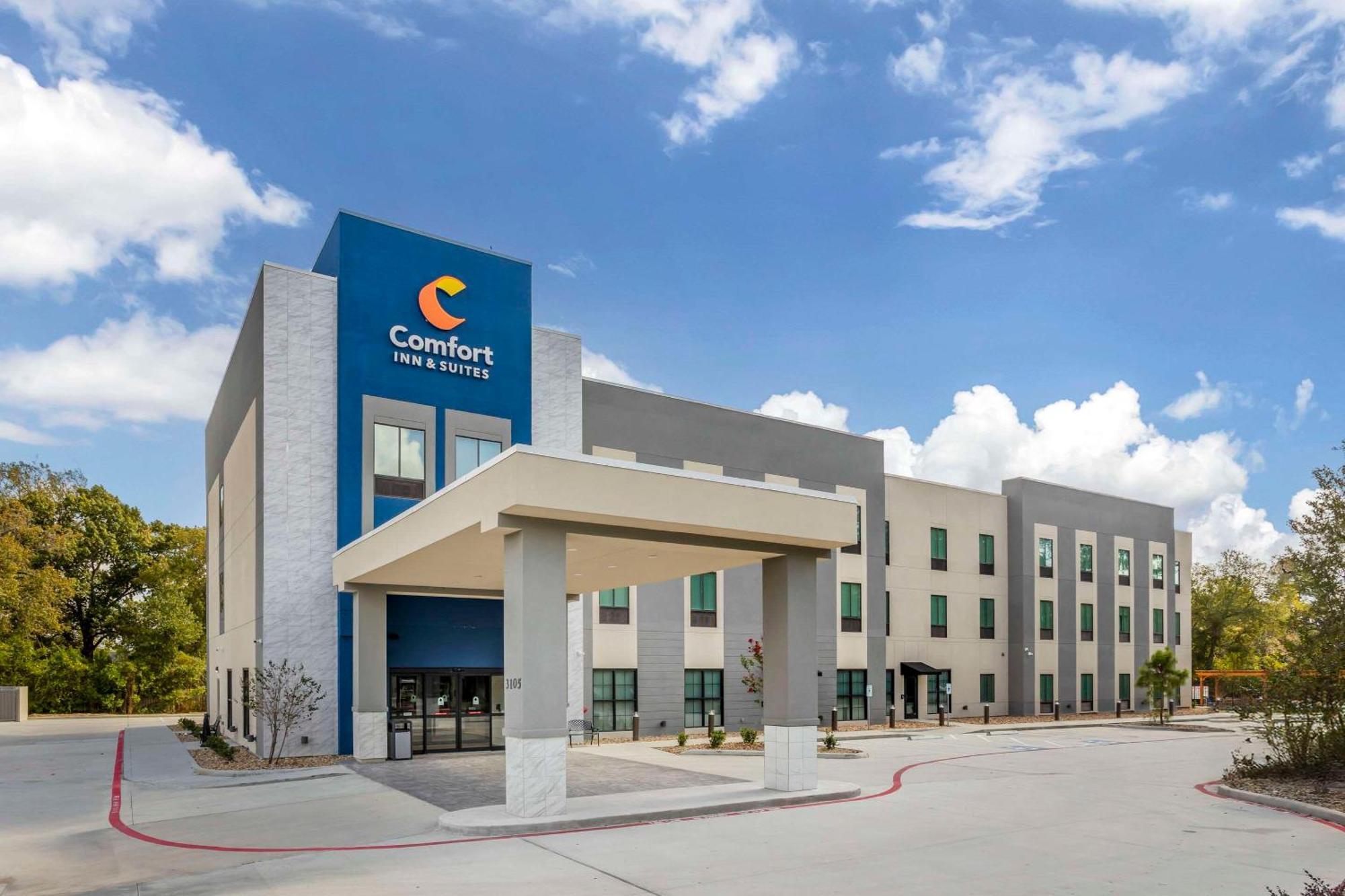 Comfort Inn & Suites Huntsville Near University Екстериор снимка